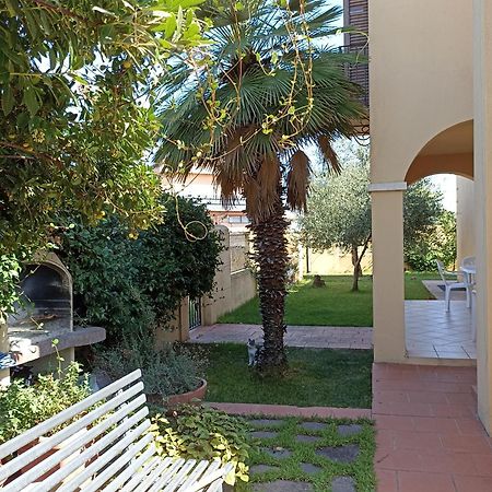 Appartamento La Rocca Тортоли Экстерьер фото
