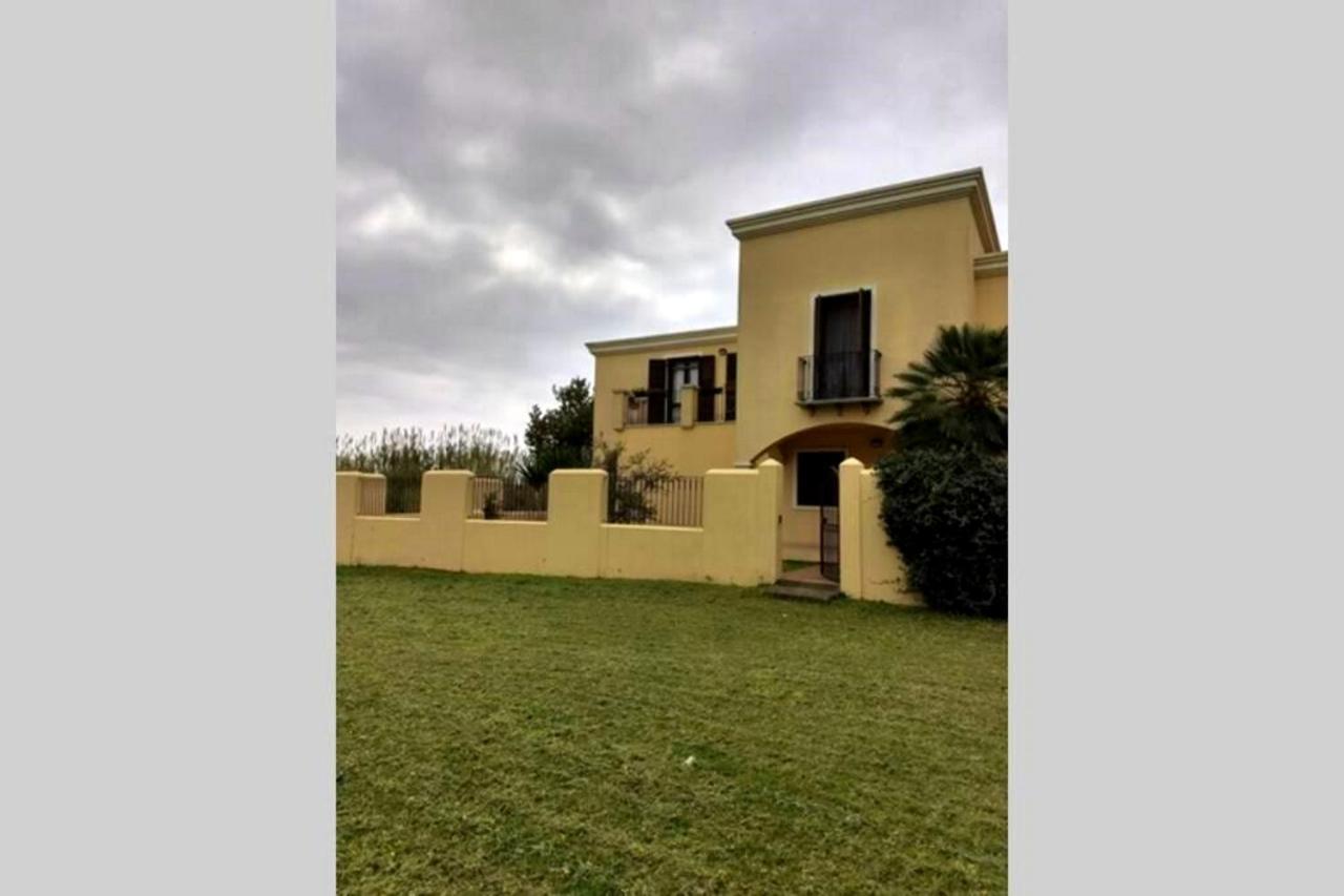 Appartamento La Rocca Тортоли Экстерьер фото