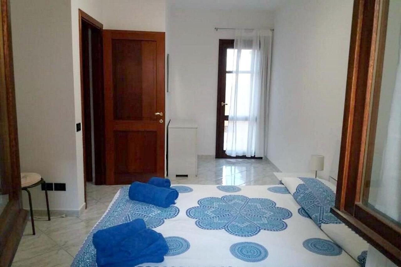 Appartamento La Rocca Тортоли Экстерьер фото